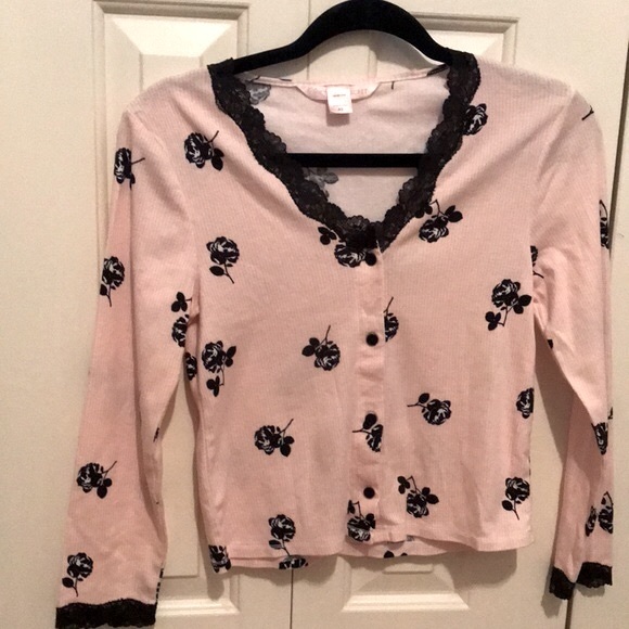 Victoria’s Secret Pajamas - NWOT - Picture 2 of 8